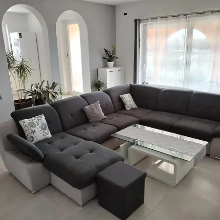 House Lakvere Сasa de vacaciones Pula